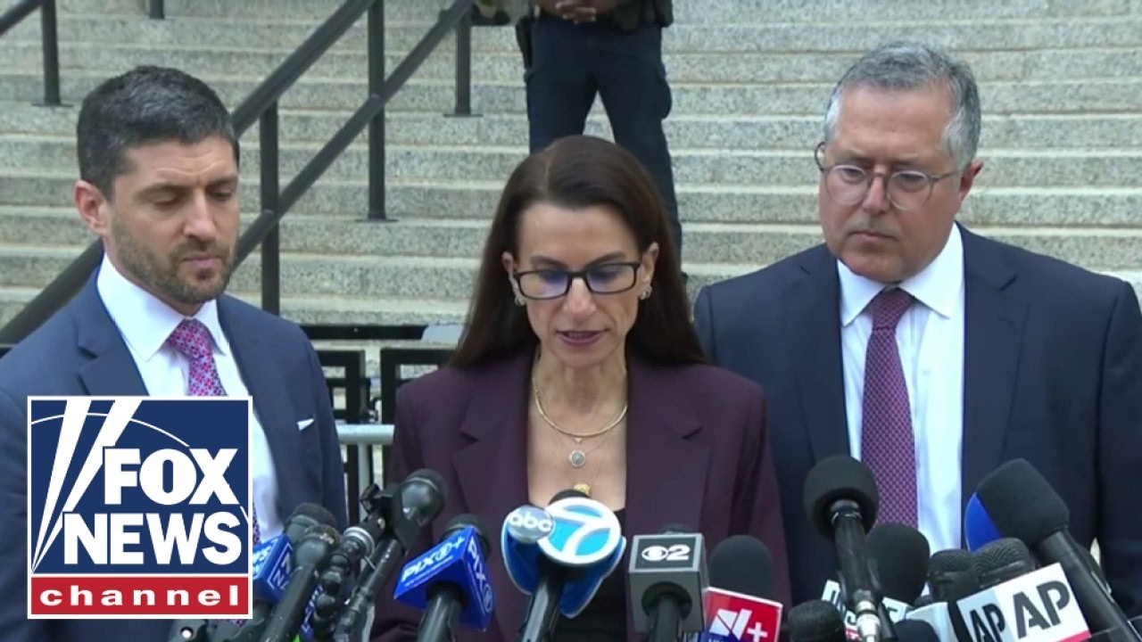 Mangione's defense strategy is 'LIKELY TO SUCCEED': Criminal defense attorney