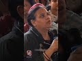మహిళ కన్నీళ్లు తుడిచి.. ఓదార్చిన రాహుల్ గాంధీ | Rahul Gandhi | V6 Shorts  - 00:57 min - News - Video