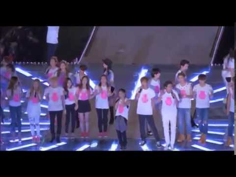 Red Velvet at the ending of SMTown World Tour IV 2014 Seoul (fancam)