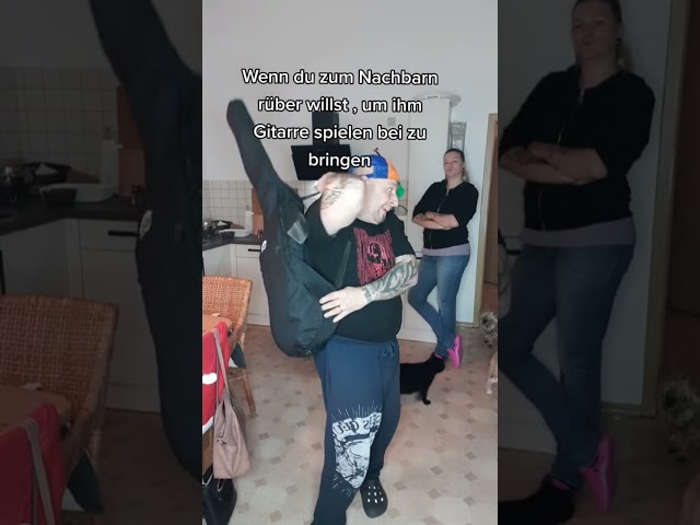 Gitarre #shorts #spass #Spaß #comedy #viral #funnyvideos #funny #fun #funnyvideo #lachen #funny #fun