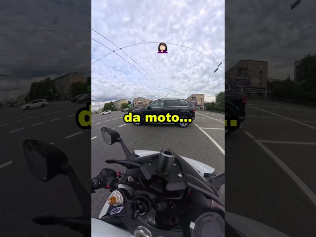 O FOLGADO SÓ ENTROU COM O CARRO NA FRENTE! 🤣 #shorts #curiosidades