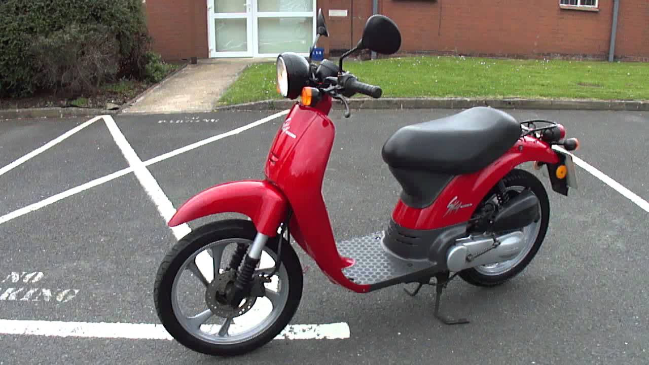 Honda sky moped