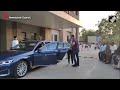 Shah Rukh Khan Hospitalised | SRK Hospitalised Due To Heatstroke, Visited By Gauri Khan In Ahmedabad  - 00:27 min - News - Video