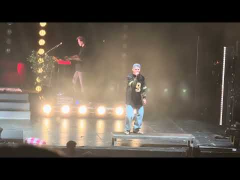Alex Warren- You Can't Stop this new song live in the 3Arena March 2025