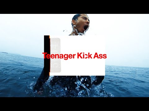 Teenager Kick Ass - 花焔