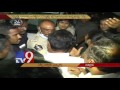 Yerpedu accident: Verbal war between SP Jayalakshmi Vs MLA Narayanaswamy