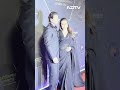 Kuch Kuch Hota Hai मोमेंट : जब Rani और Shah Rukh रेड कार्पेट पर गले मिले