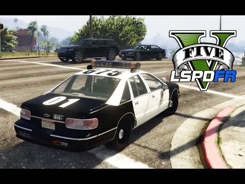 GTA 5 - LSPDFR Ep26 - Attacked Police Station and Saving a Suspect's Life!