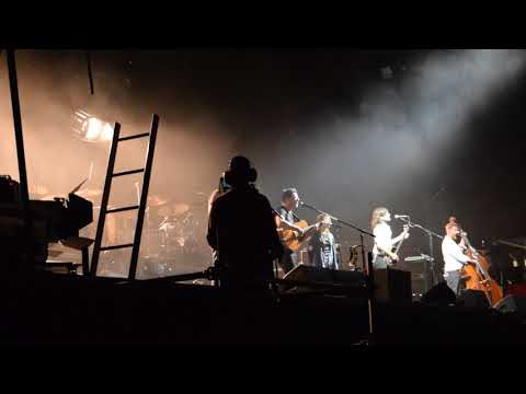 Awake My Soul (Mumford and Sons with Maggie Roggers) Latitude 2017
