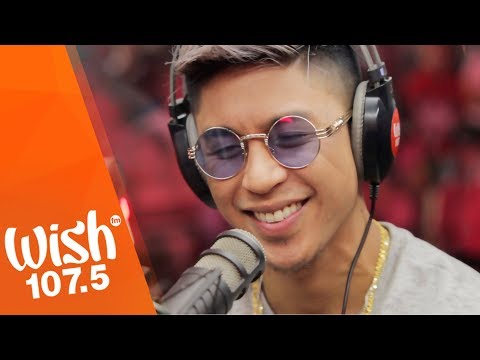 Kris Lawrence sings