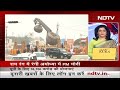 PM Modi in Ayodhya: Maharishi Valmiki Airport जाते वक्त Lata Mangeshkar Chowk पर रुके PM Modi  - 07:59 min - News - Video
