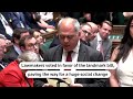 UK lawmakers pass assisted dying law amid protests for and against | REUTERS  - 00:50 min - News - Video