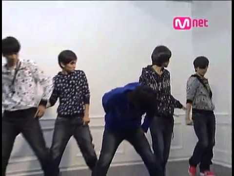 SHINee Replay / Real rare (Rehearsal / Testing out clothes)