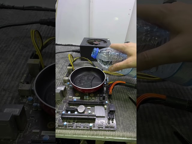 Yemekte yapar mı? #pc #bilgisayar #gaming