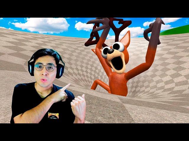 ¿Podrá el MONSTRUO de 99 NIGHTS IN THE FOREST ESCAPAR de un EMBUDO INFINITO? - Garry's Mod