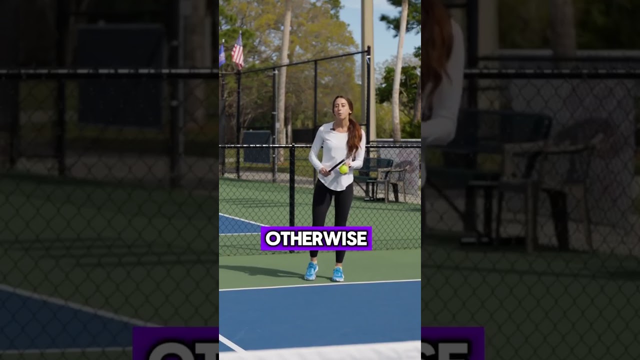 ✅ Beginner Pickleball Tips: Understand the Serve 2/6 👊🏼 The first two shots of the rally MUST bounc