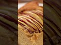 Add this moist eggless cake made with apples to your #SinfulSaturday menu! 🍎🍰 #youtubeshorts  - 00:34 min - News - Video