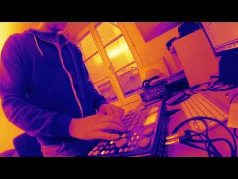 MPC 1000 beatmaking with Chopin by [RDFDT]