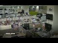 Japan issues tsunami warnings after series of earthquakes  - 00:42 min - News - Video