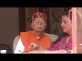 LK Advanis Daughter Feeds Him Sweets After Bharat Ratna Honour Announcement  - 00:55 min - News - Video