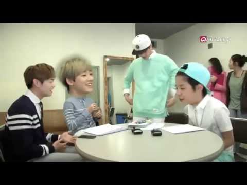 F(x) Amber, U-KISS Kevin singing