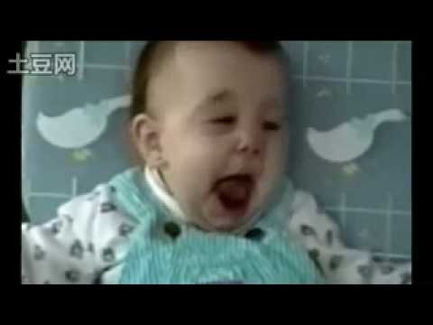 搞笑小嬰兒的表情 請張大眼看過來