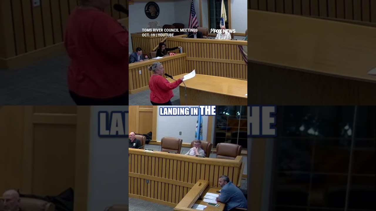 Mayor, resident hurl insults as town meeting goes OFF THE RAILS #shorts