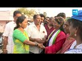 Pithapuram YSRCP Candidate Vanga Geetha Election Campaign in Chitrada | Pawan Kalyan @SakshiTV  - 02:32 min - News - Video