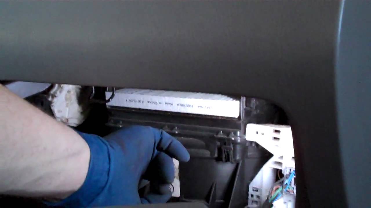 Toyota Corrolla Cabin Air Filter Change How To Do I - YouTube