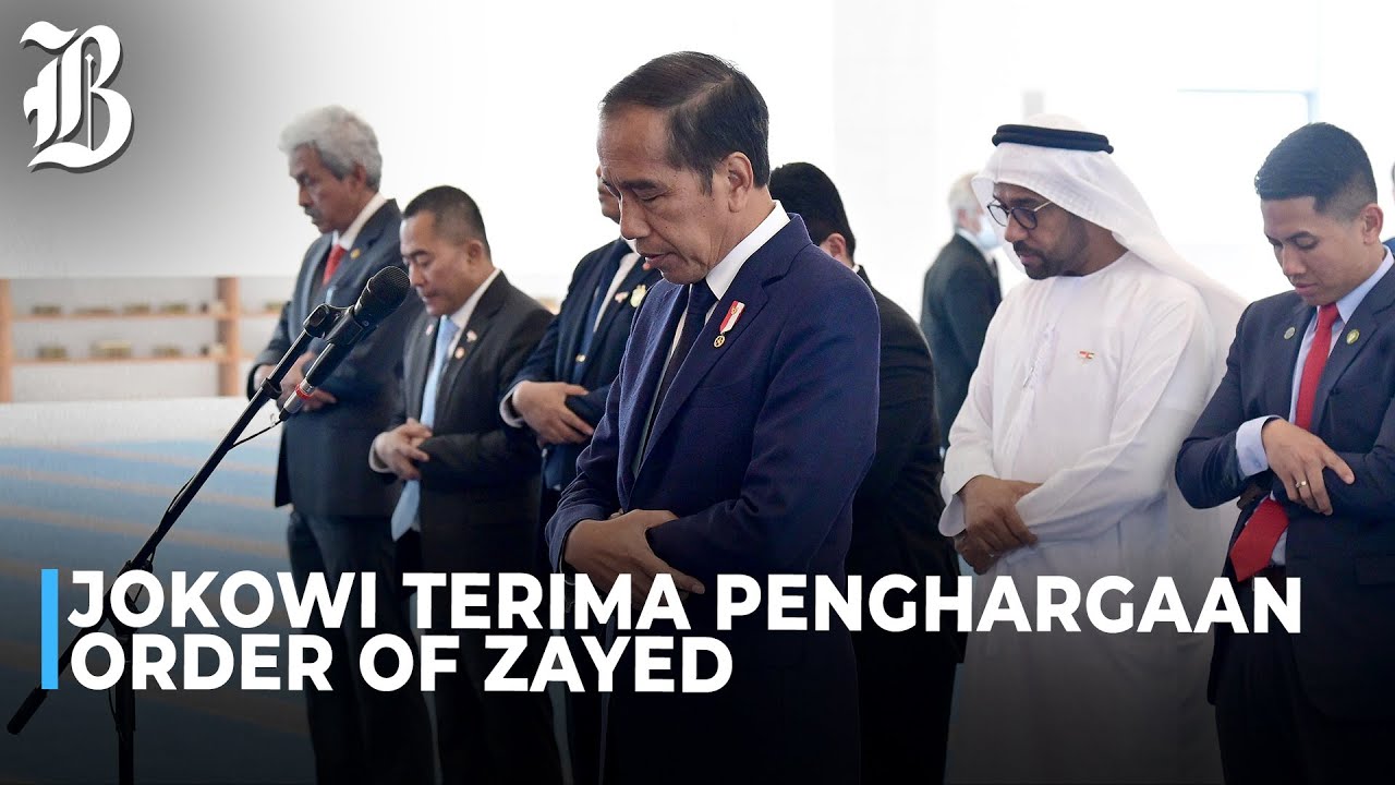 Momen Pertama Kalinya, Jokowi Salat di Masjid Joko Widodo Abu Dhabi