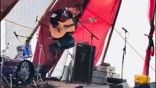 Dan Ottewell guitar solo @ The Bimble Inn at Beautiful Days Festival 2021