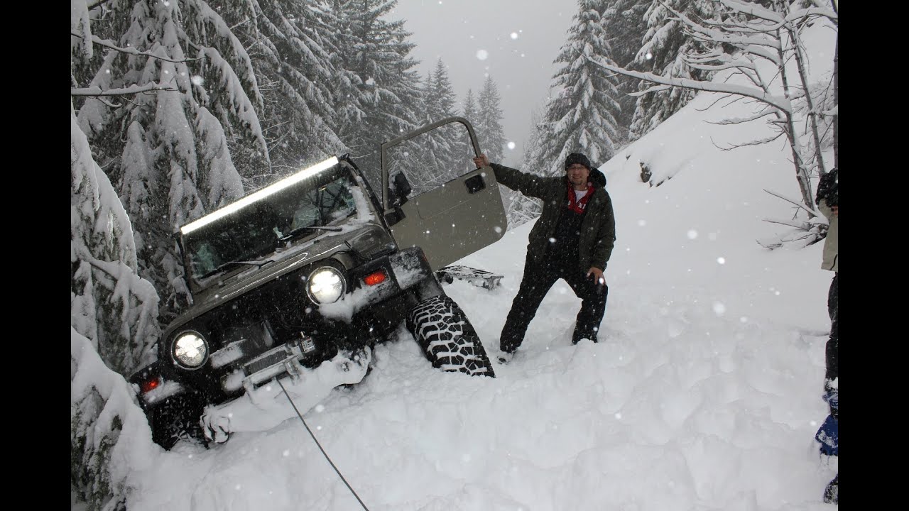 Deep snow jeep