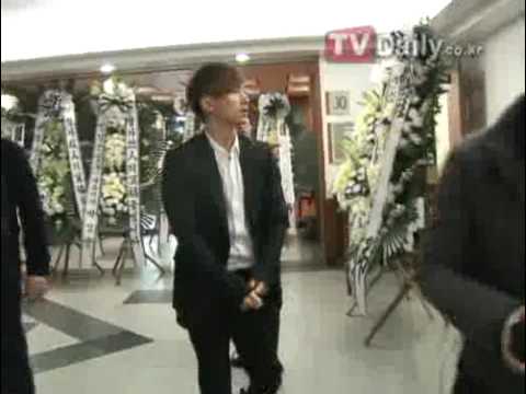 110125 Tony's father passes away.