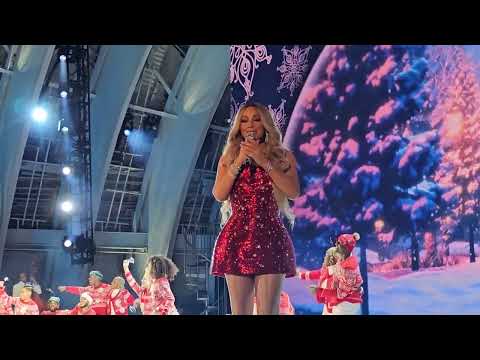 Mariah Carey - Sleigh Ride - 2023 Christmas Concert [11.17 @ Hollywood Bowl]