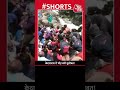 Kedarnath में भीड़ बनी मुसीबत! हजारों लोग सड़कों पर चढ़ाई करते नज़र आए | Uttarakhand | #Shorts - 00:30 min - News - Video