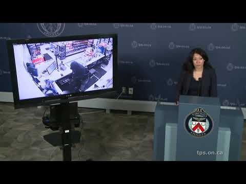 Toronto Police Hold Up Gas Station Robbery LiveStream Wed Ju...