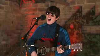 Andrew Cushin - It&#39;s Gonna Get Better | Live Deer Shed Session