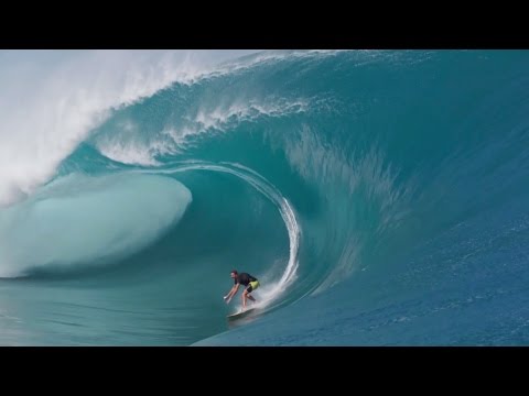 Code Orange Swell in Tahiti - Filmers at Large: Teahupo