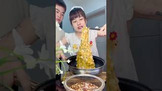 Bếp Mèo Ú | Bánh bột lọc Lườiiiii p1 #mèous #bepmeou #dailyvlog  #cooking