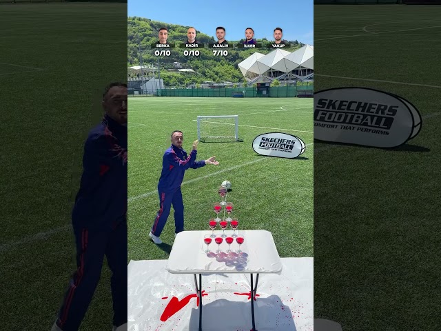 Topla bardakları devirmeden örtüyü çekme challenge!🍷⚽️ #football #challenge