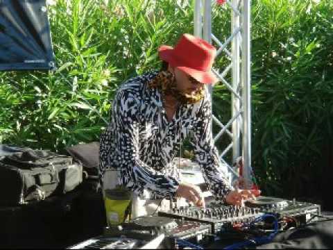 Gigi D'Agostino - Out Of Mind Summer Live  (2006-08-13)