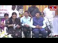 ఆర్టీసీ మీద ఉన్న అప్పంతా  క్లియర్ చేస్తాం | Ponnam Prabhakar  Launching Electric Metro Buses | hmtv - 01:45 min - News - Video