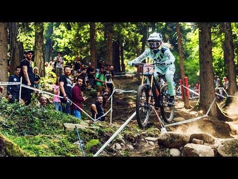 Full concentration required on this dirty MTB track.