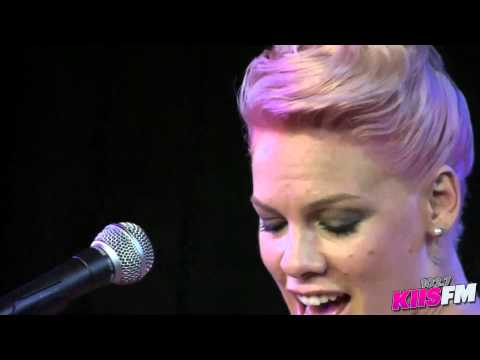 102.7 KIIS-FM: Pink