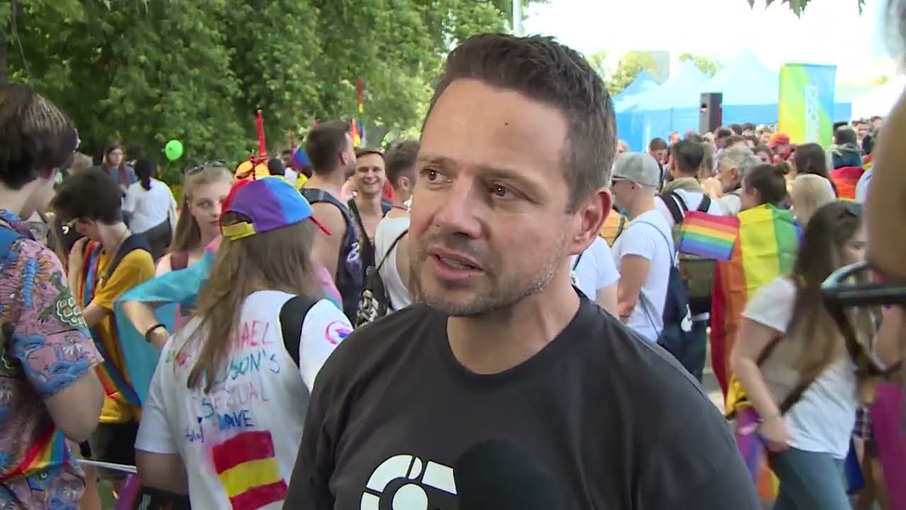 Tęczowa indokrynacja wróciła do stolicy po wyborach