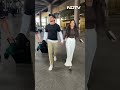 Hrithik Roshan And Girlfriend Saba Azad Walk Hand-In-Hand At The Airport  - 00:45 min - News - Video