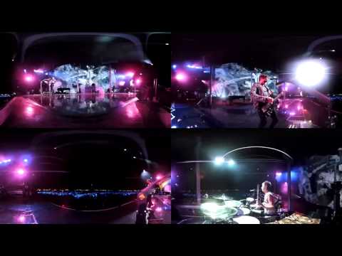 Muse - Bliss Live Reading 2011 (360° Multi-cam)