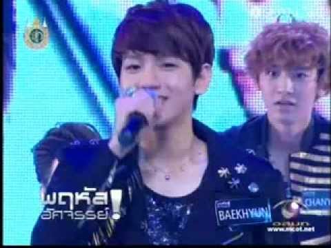 Baekhyun - Bao Bao (เบา เบา by Singular) @ Amazing Thursday 120802