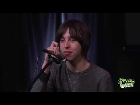 Catfish and the Bottlemen's Van - Interview at Radio 104.5 (2015)