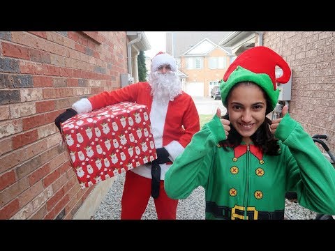 Funny Kids & Santa Claus Christmas Toy Present! Kinder Surprise Egg - HZHtube Kids Fun 2